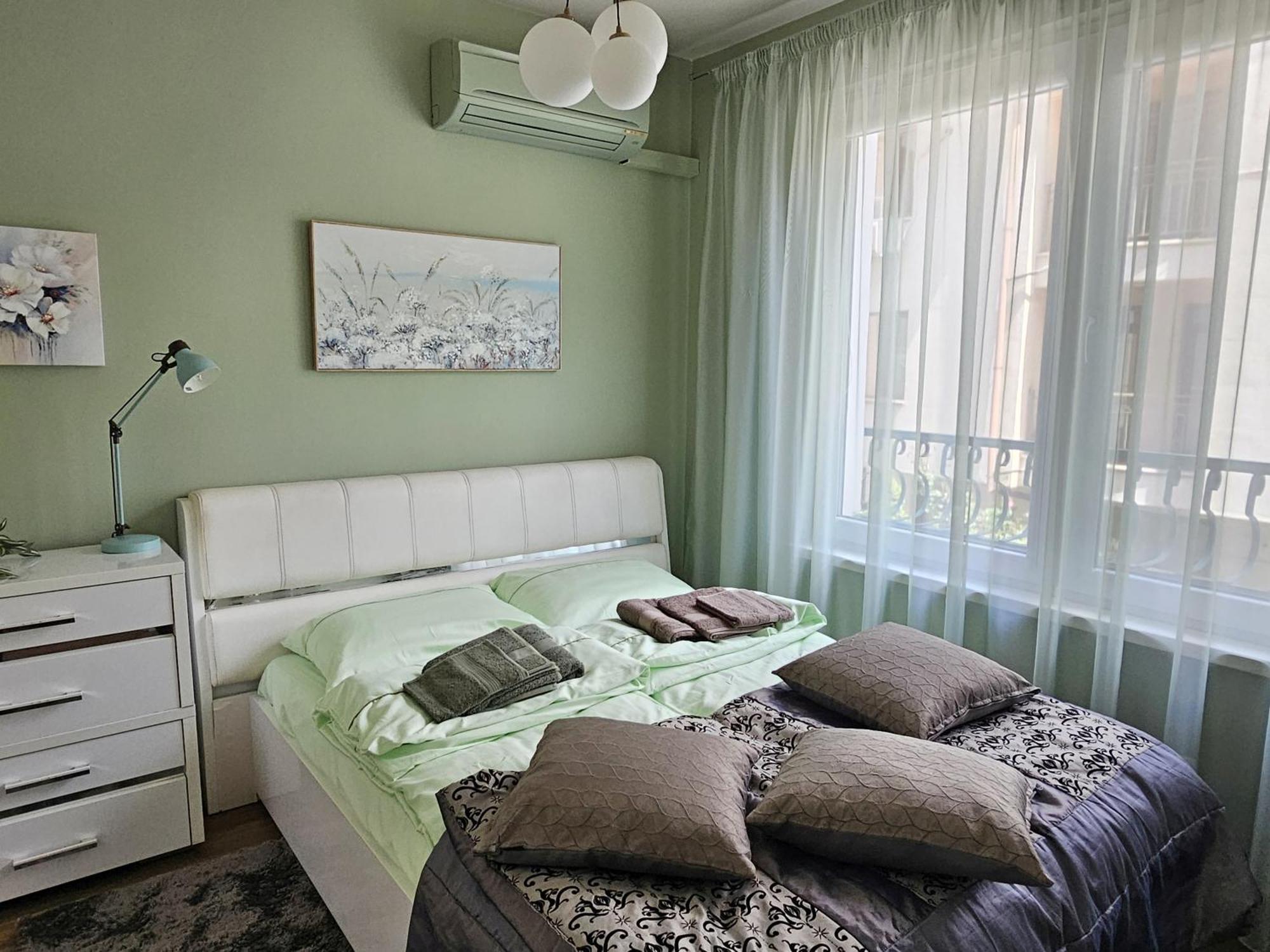 Bright Inn - Holiday & Business Apartment Sofya Dış mekan fotoğraf