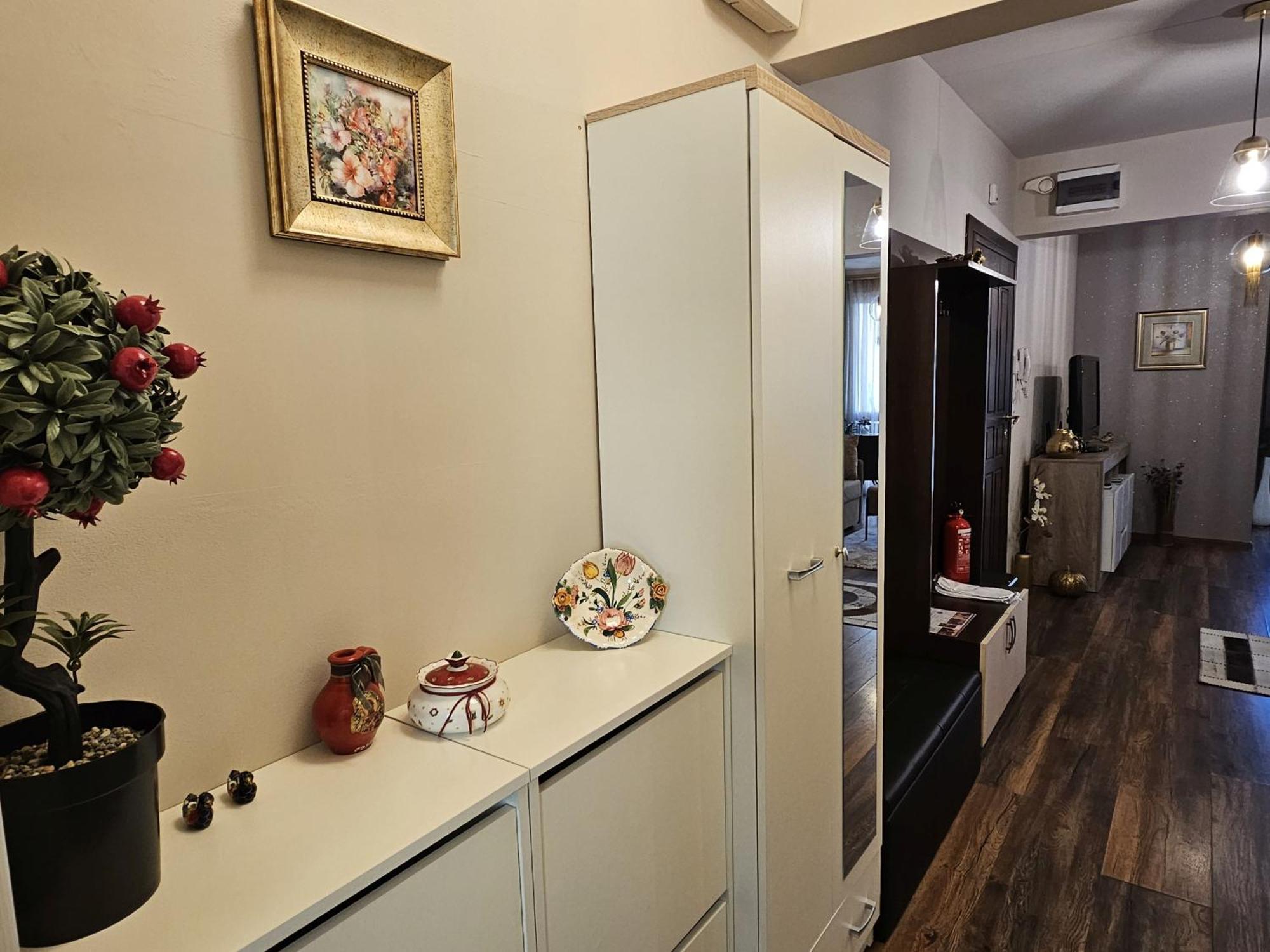 Bright Inn - Holiday & Business Apartment Sofya Dış mekan fotoğraf