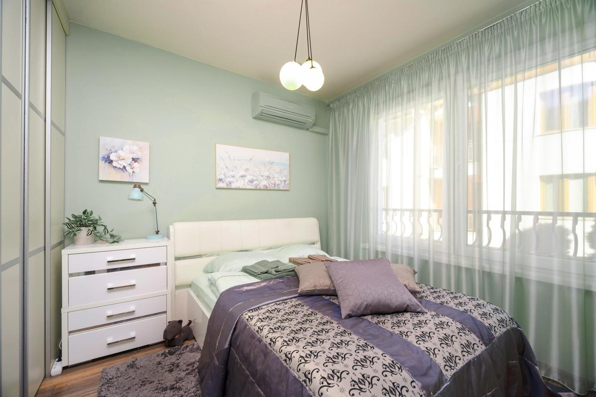 Bright Inn - Holiday & Business Apartment Sofya Dış mekan fotoğraf